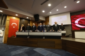 İzmir Ticaret Odası Meclisinde Bayrak Vurgusu Öne Çıktı